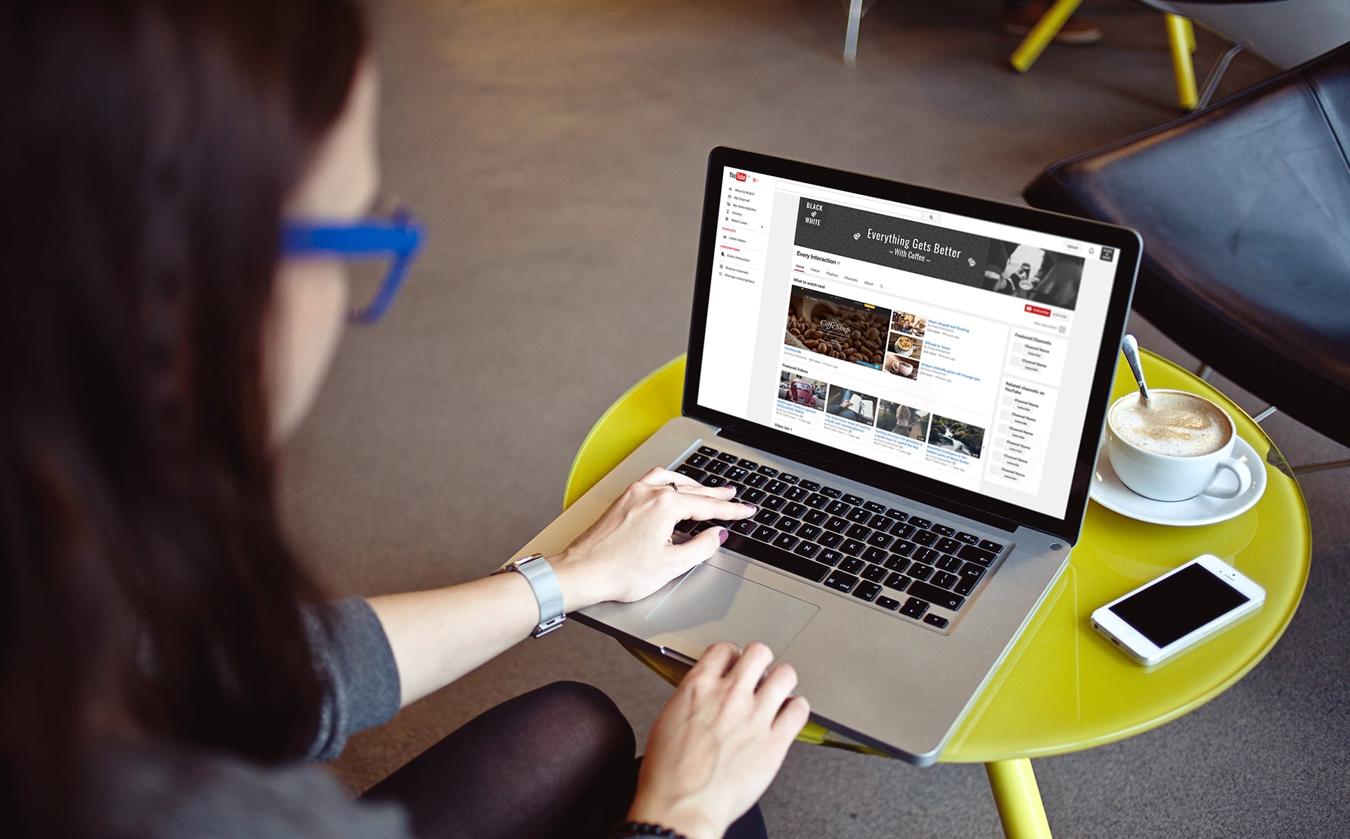 Download Шаблон для соцсетей "Coffee Shop Youtube Channel Art Social Media Template" / Coffee Shop Youtube Channel Art Social Media Template - Шаблон для соцсетей на тему графика social media social logo avatar design youtube graphics coffee